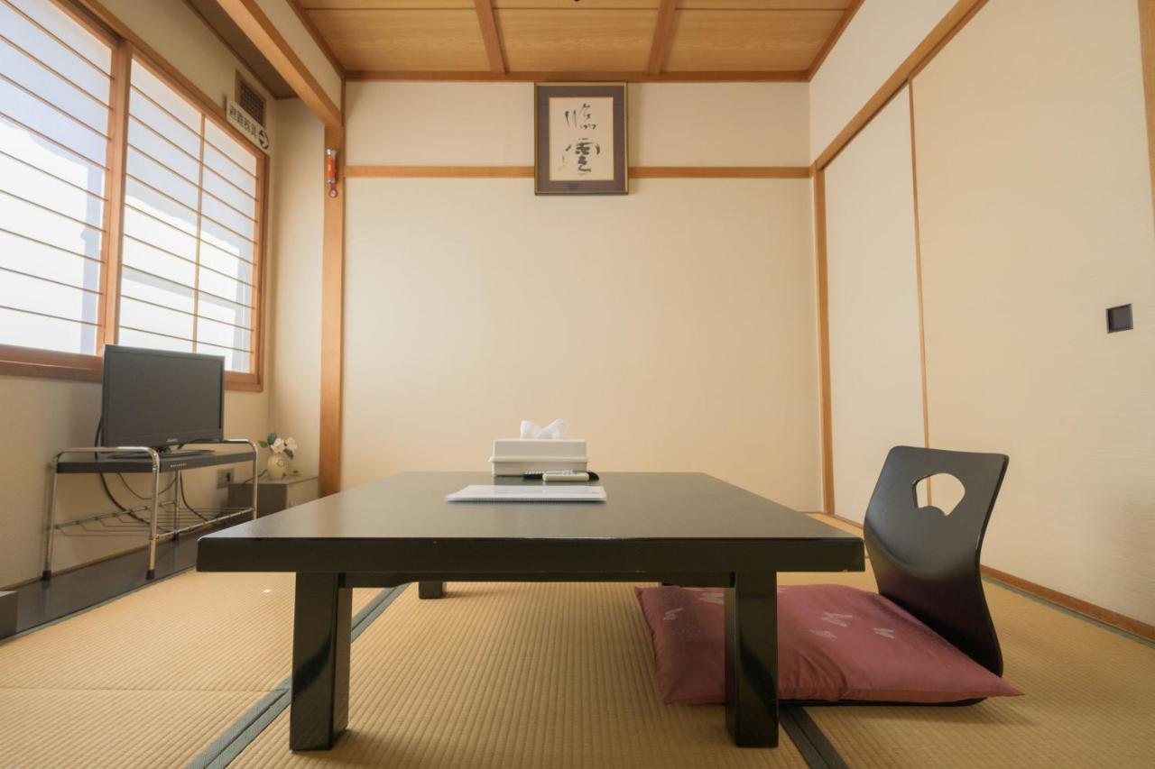 Shibu Onsen Kadoya Hotel Yamanouchi  Exterior photo
